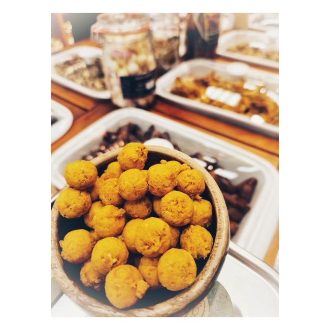 Ananassipallid, mahe, 400g