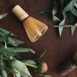 Bambusest matcha vispel (chasen)