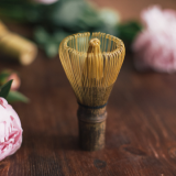 Bambusest matcha vispel (chasen), tume