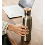 Pudel roostevabast terasest (750ml)